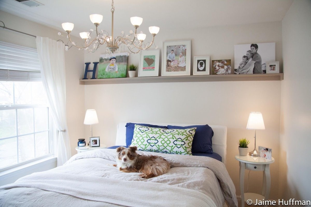 Декор над кроватью в спальне