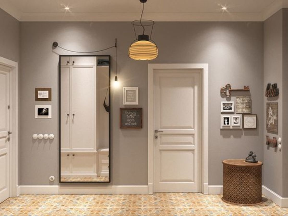 Стильные зеркала в прихожую