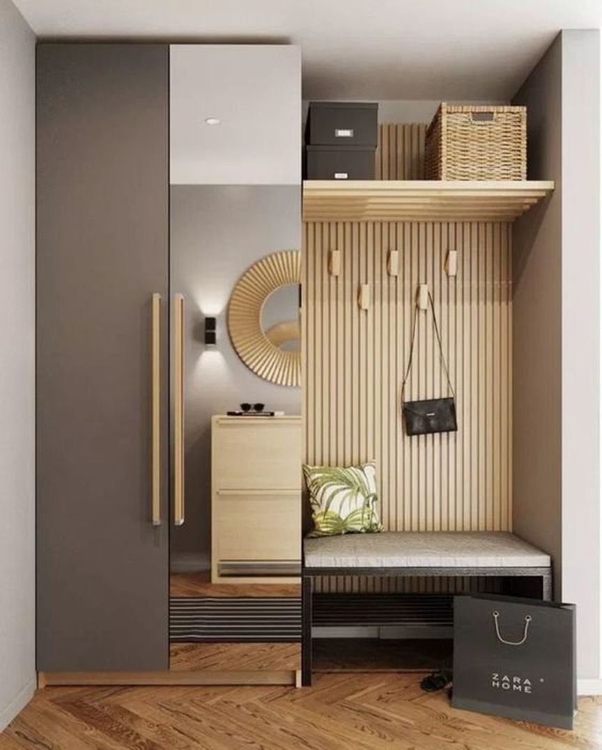 Современная маленькая прихожая