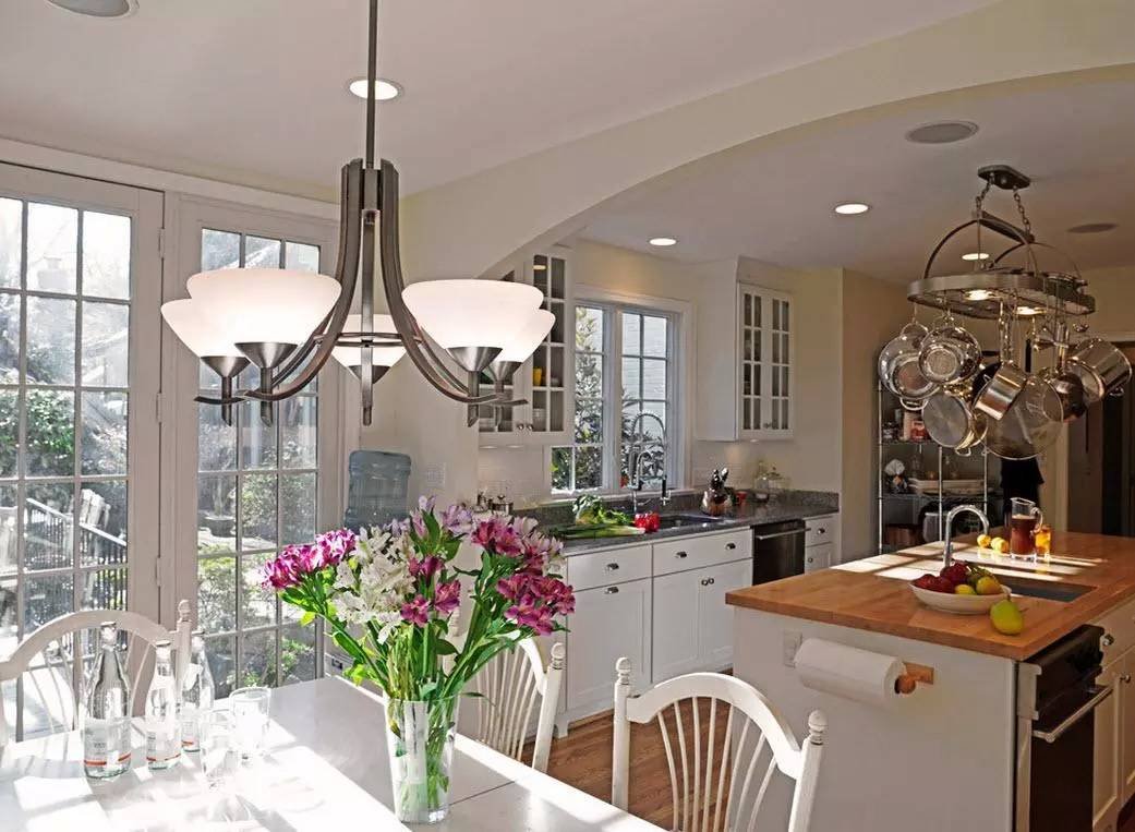 Освещение на кухне
