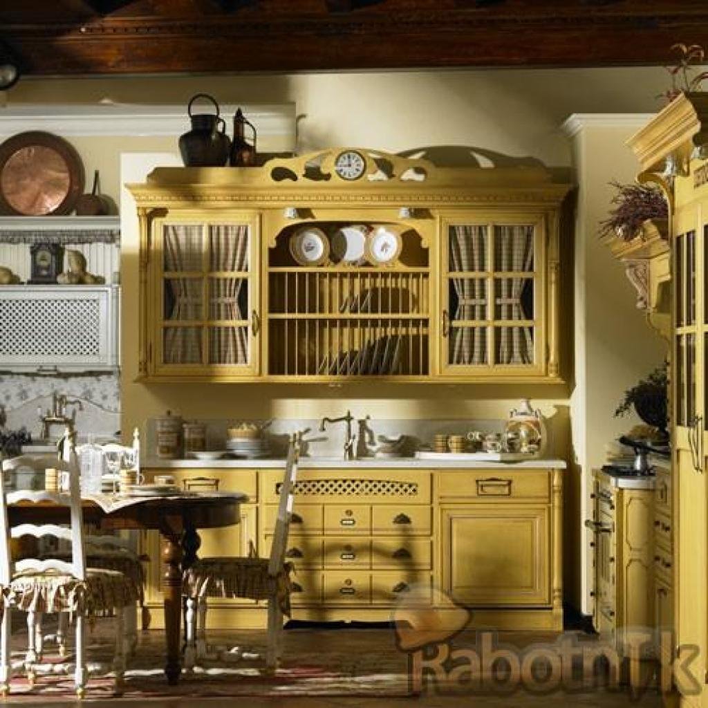 Старинный буфет