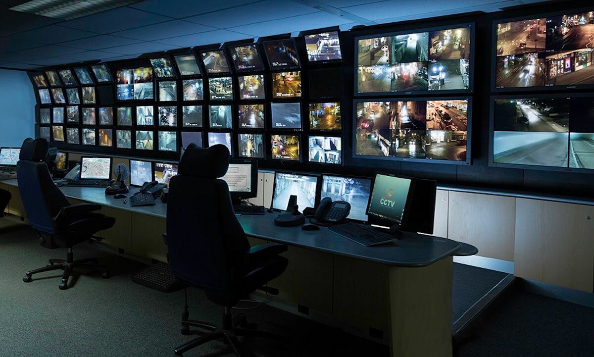 Комната с камерами наблюдения