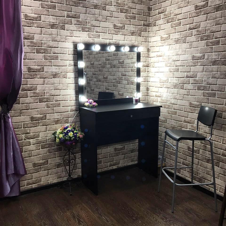 Гримерное зеркало в стиле лофт