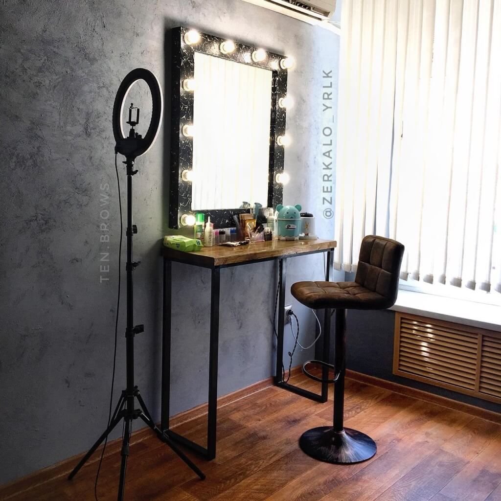 Гримерный столик в стиле лофт