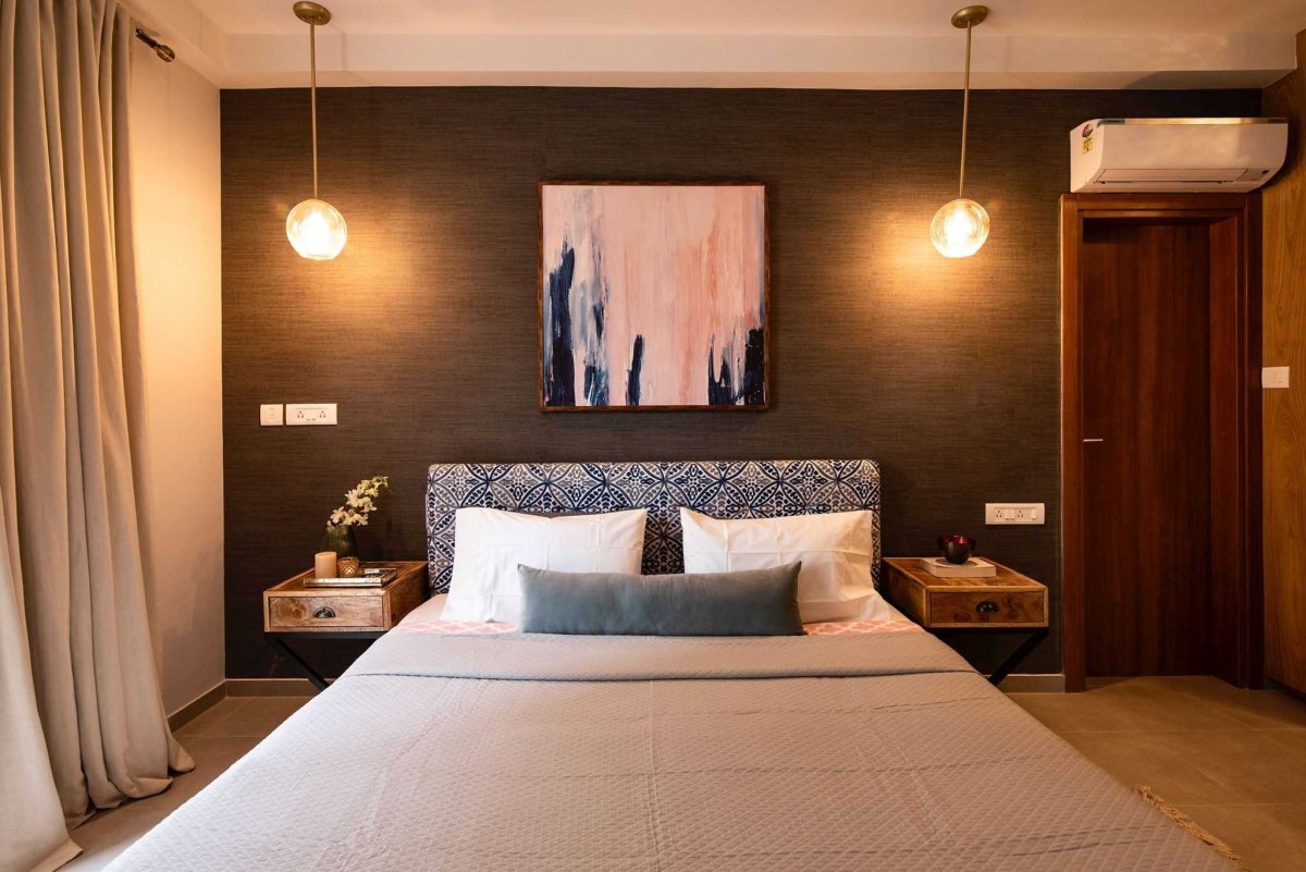 Потолок в спальне