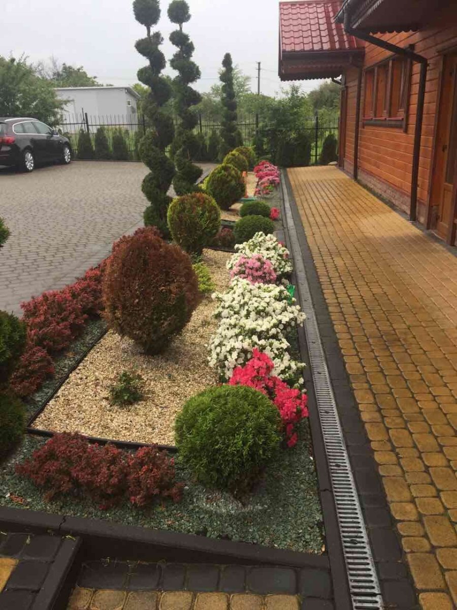 Ландшафт вокруг беседки