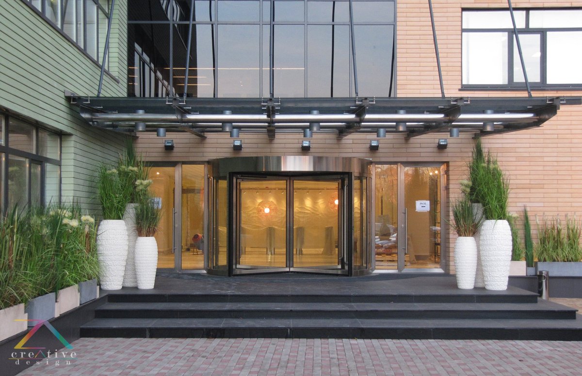 Современная входная группа