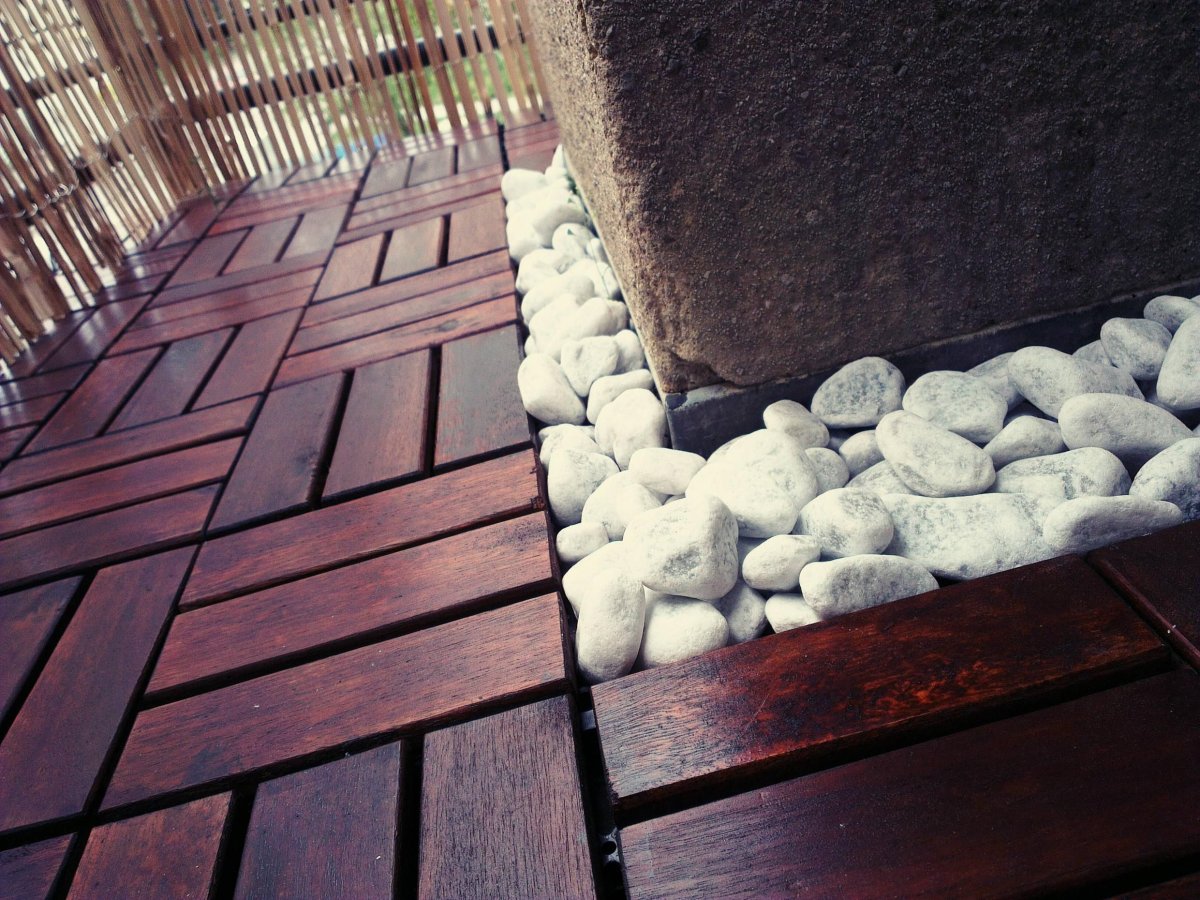 Мягкая отмостка из гальки