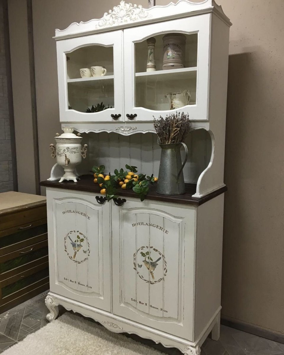 Мебель из массива дерева под старину