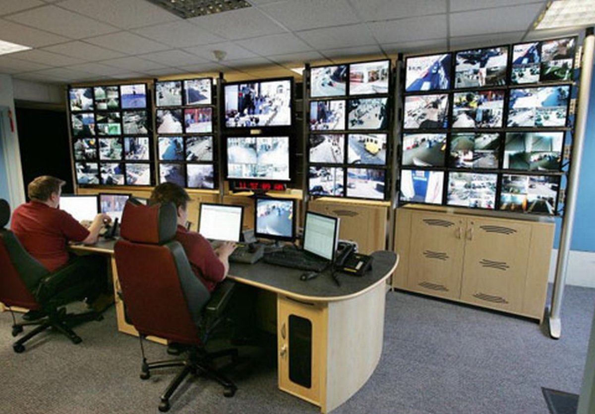 Комната с мониторами