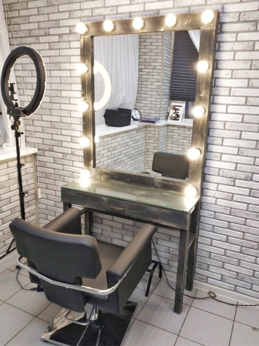 Гримерные столы лофт