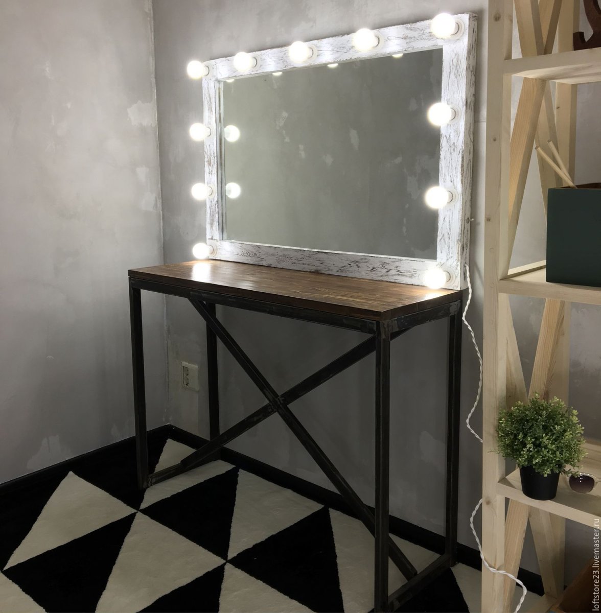 Стол бровиста визажиста