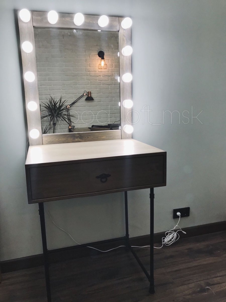 Гримерный стол лофт