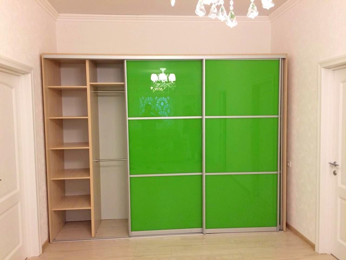 Шкаф купе зеленый