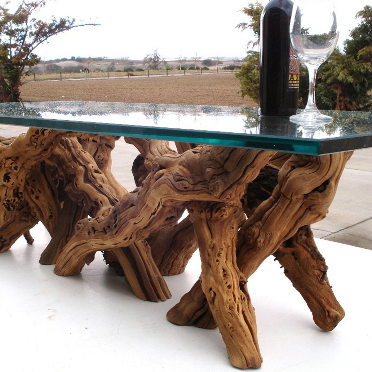 Столы из корней деревьев