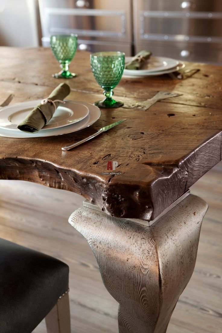 Обеденный стол из спила