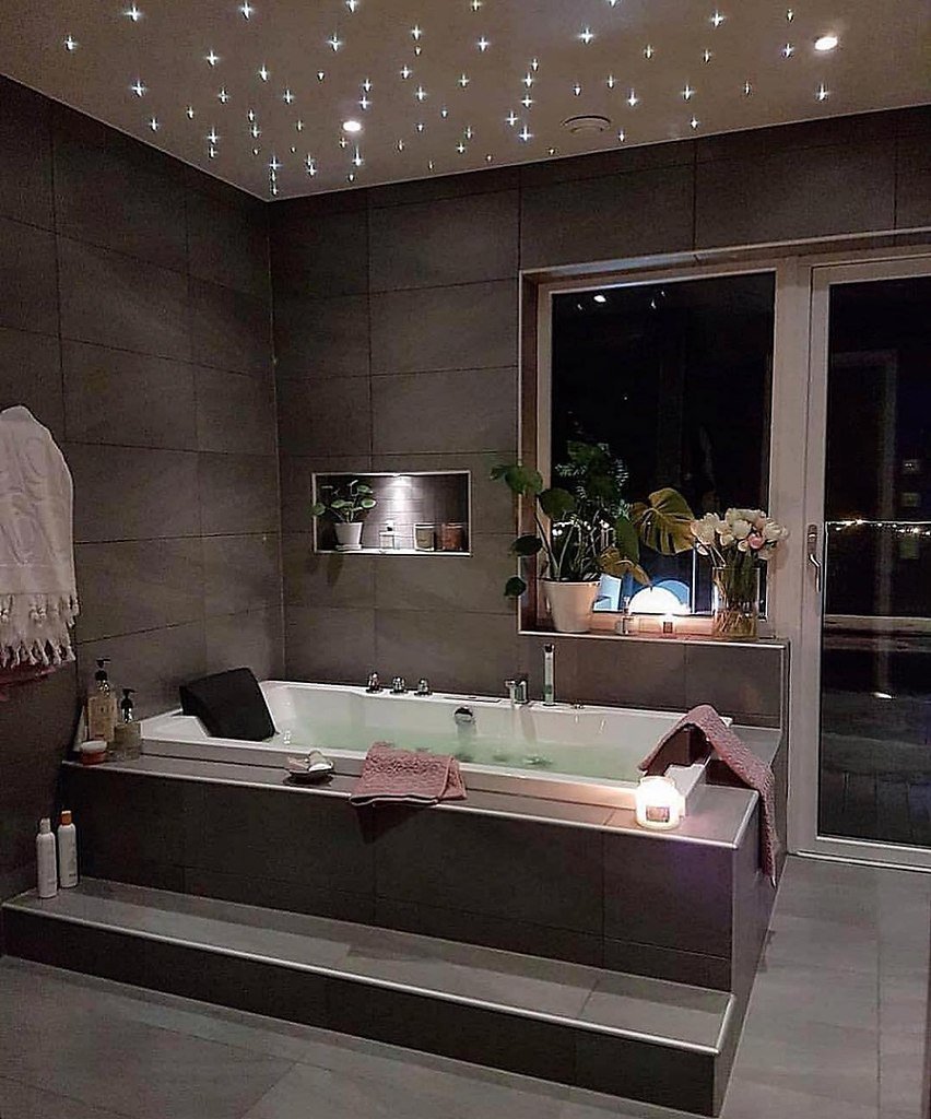 Светильники для ванной комнаты