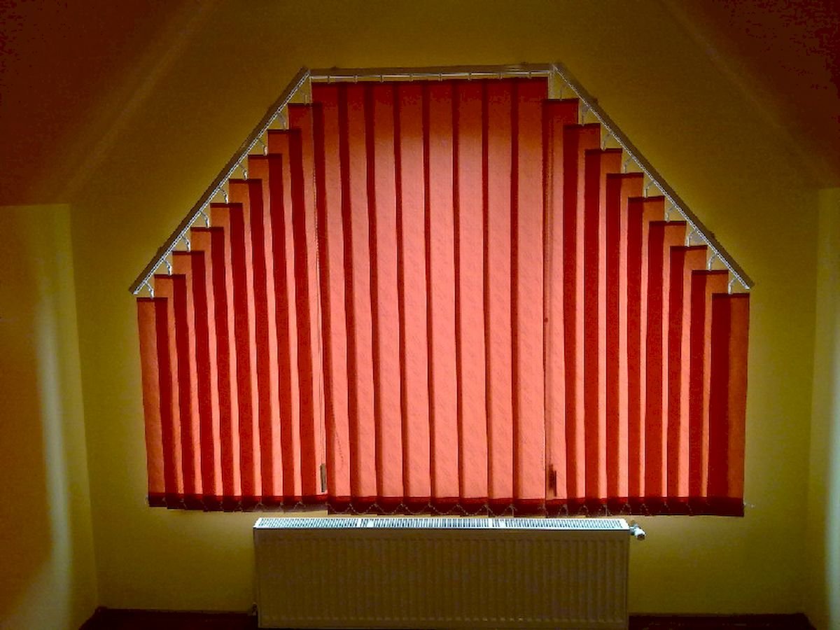 Жалюзи на трапециевидные окна