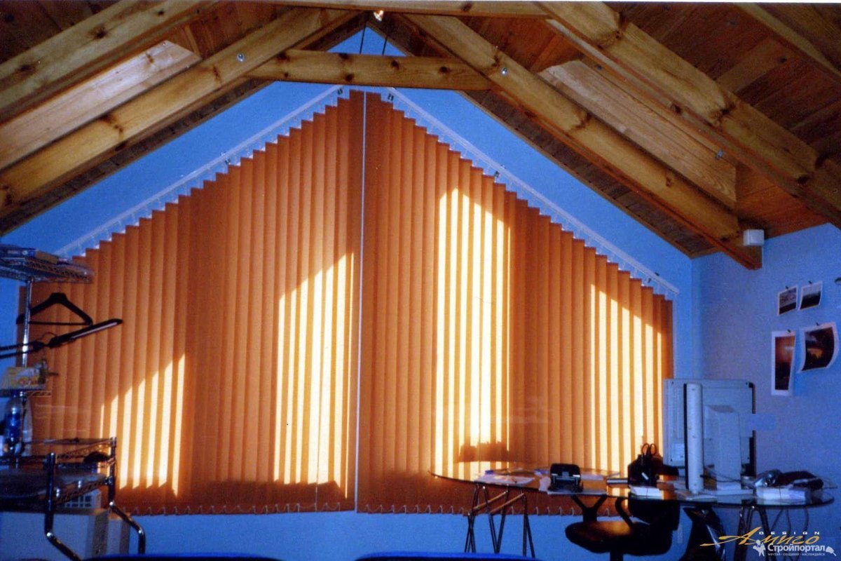 Жалюзи на треугольные окна