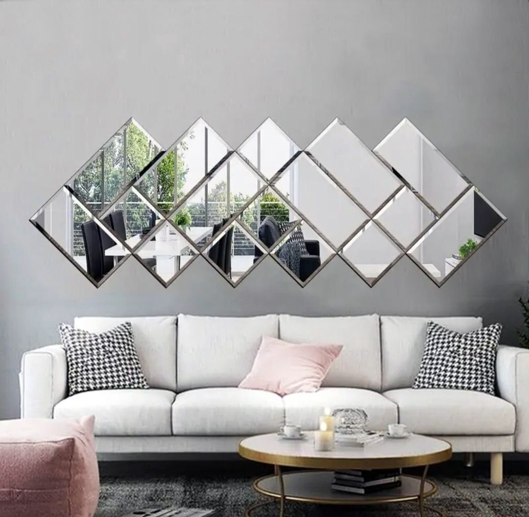 Зеркальное панно в интерьере