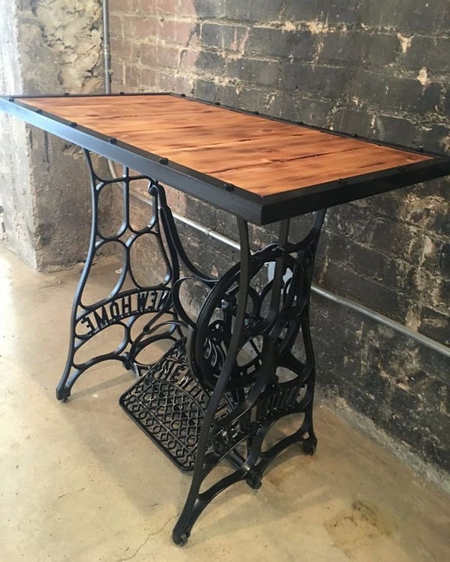 Подстолье Зингер