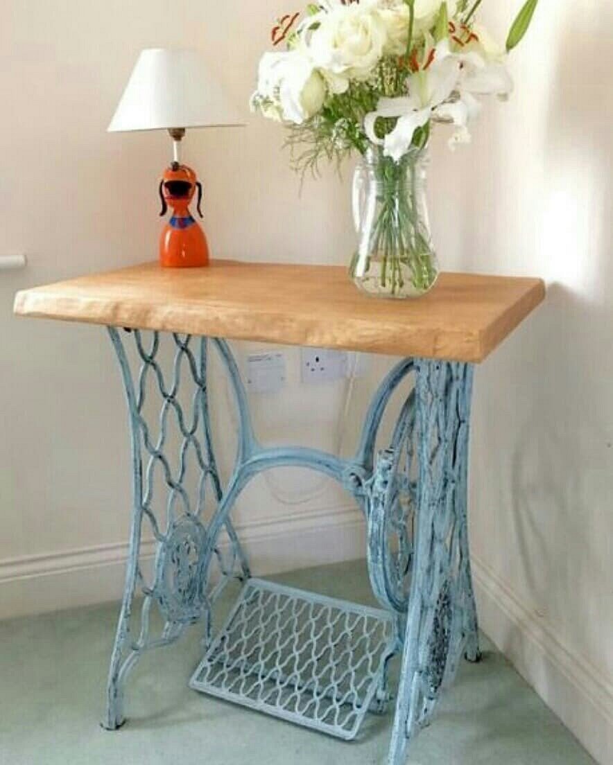 Станина Зингер столик