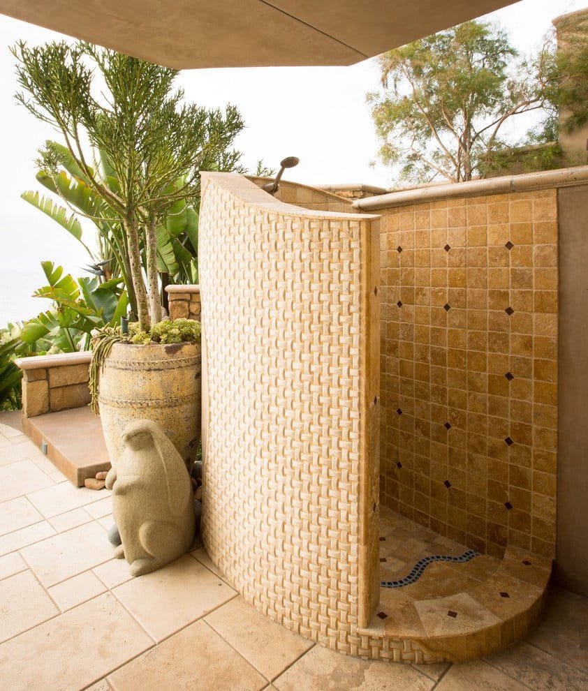 Необычный летний душ