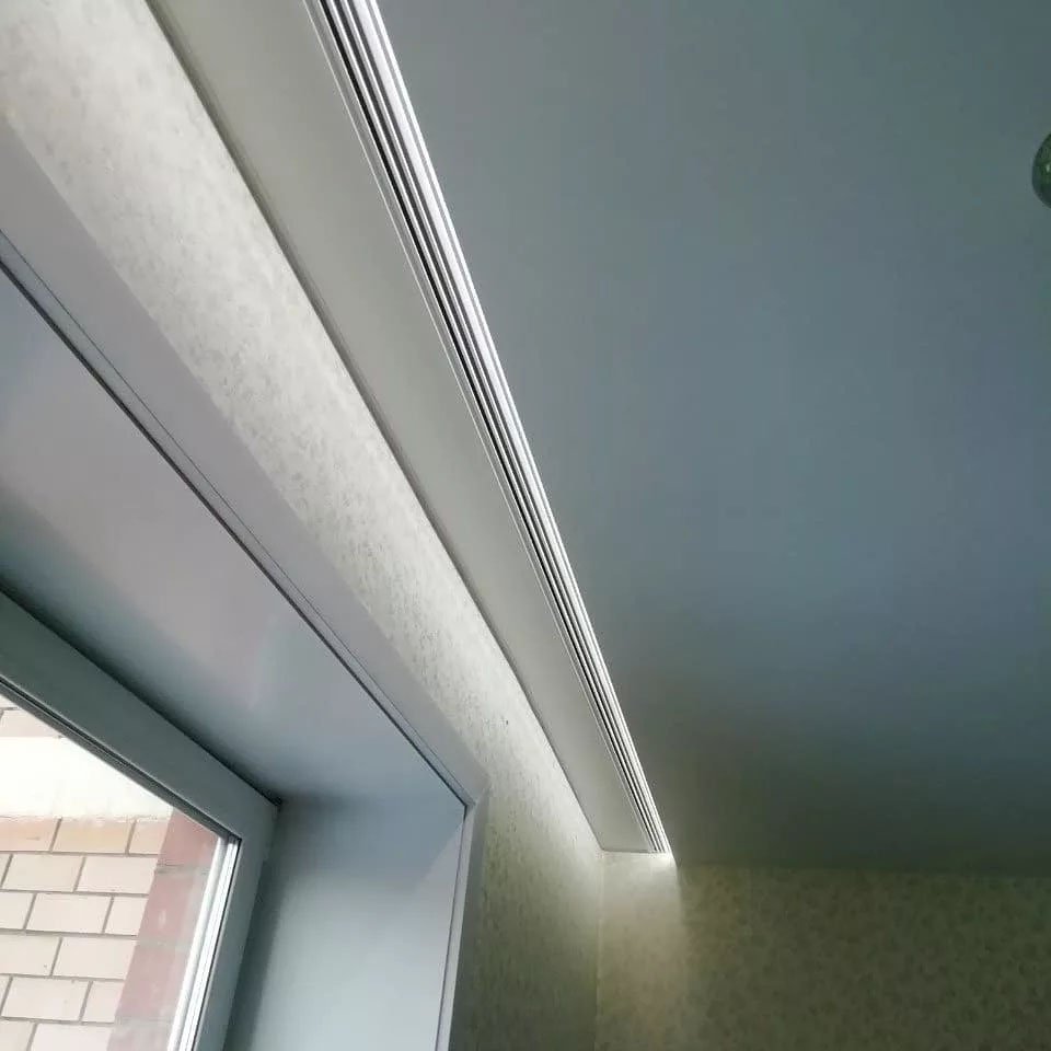 Ниша для штор в натяжном потолке