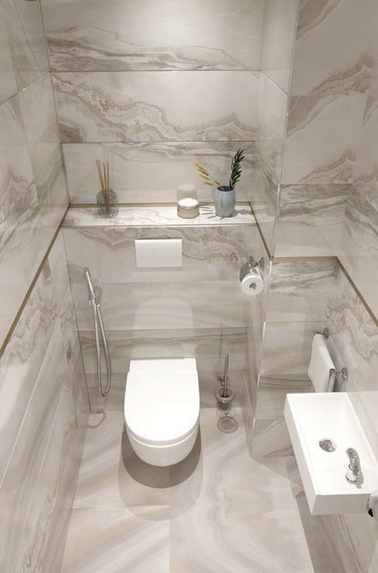 Мраморная туалетная комната