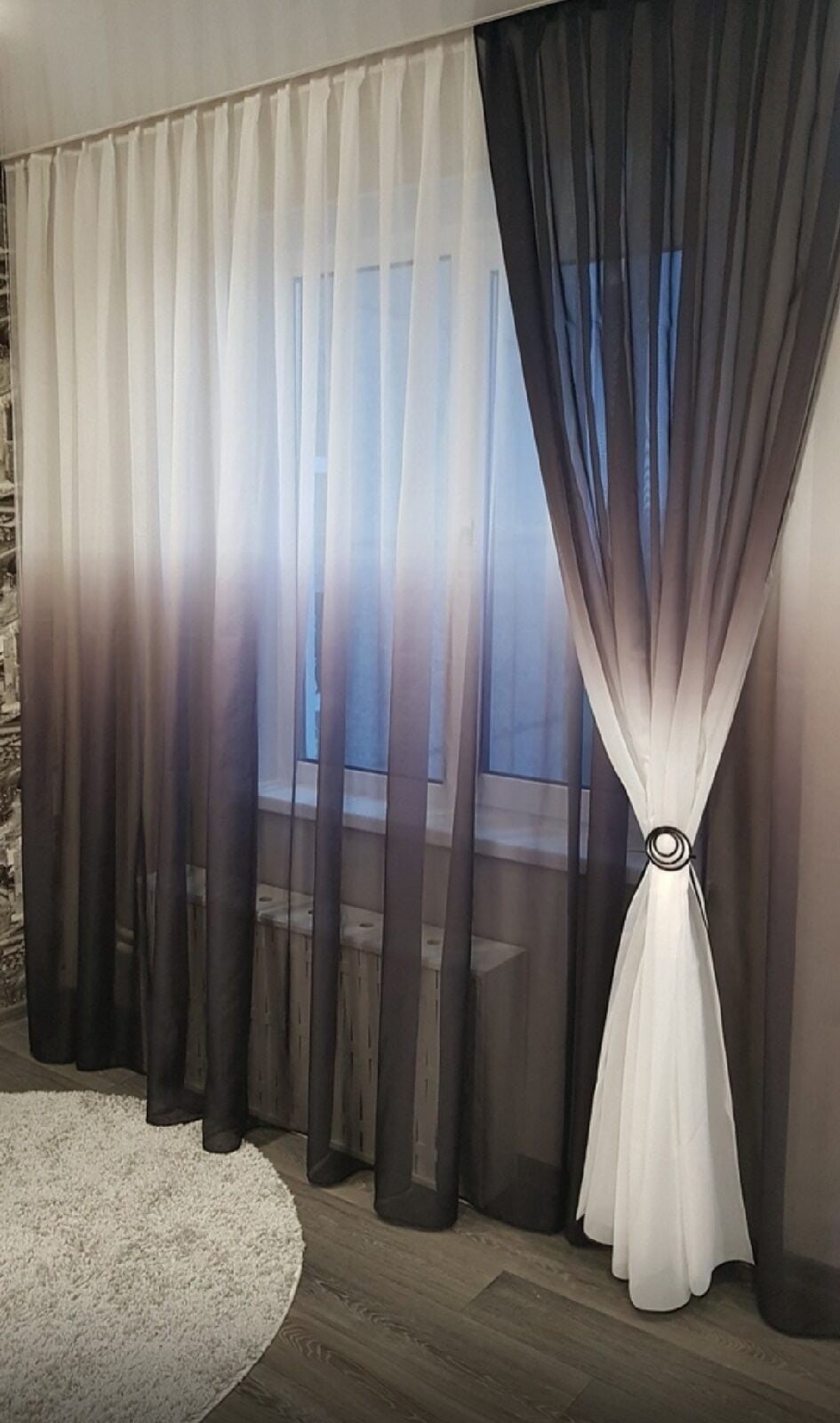 шторы из вуали в гостиную в современном стиле