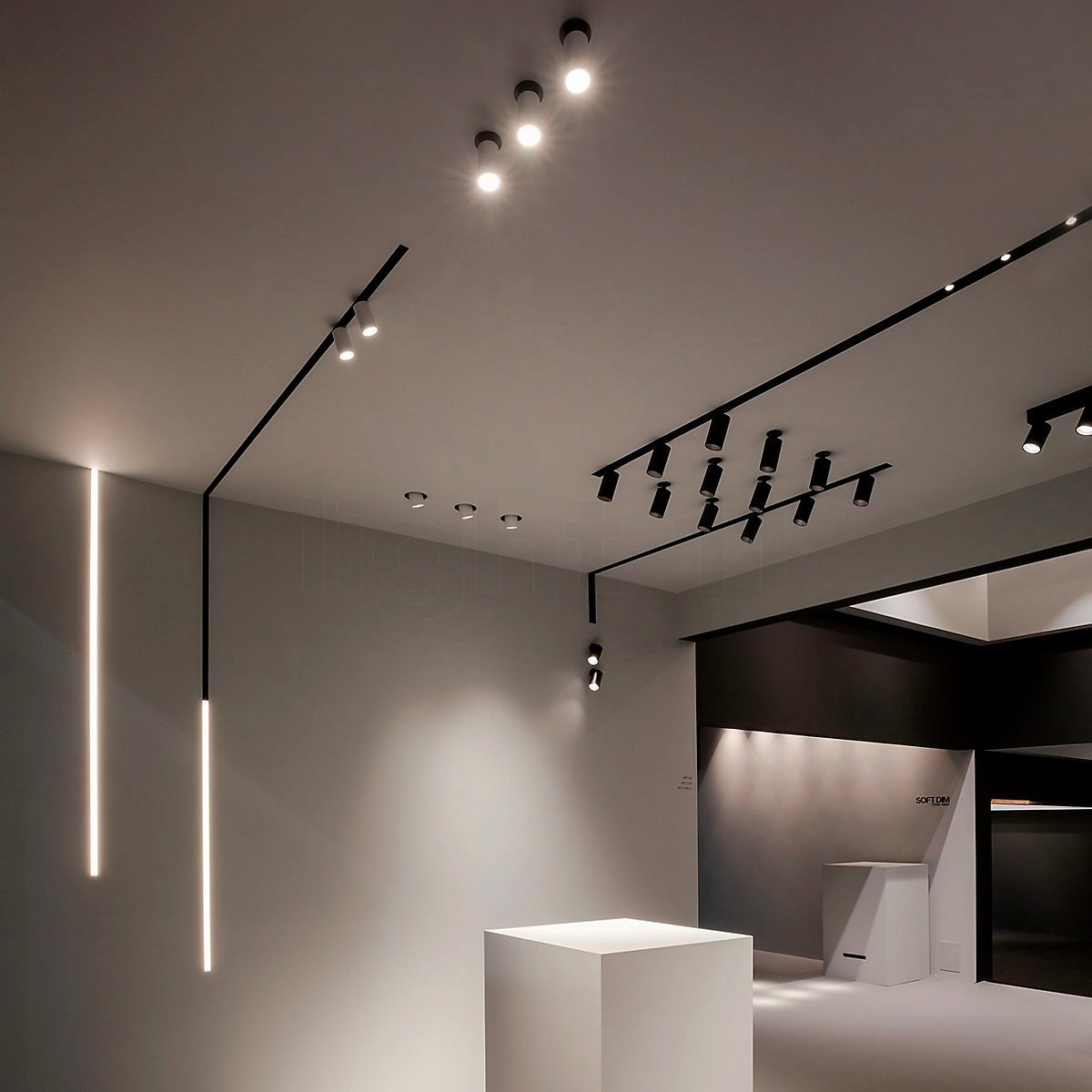 Трековые светильники на тросах