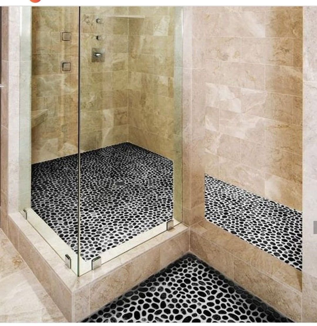 Душевой поддон из гальки