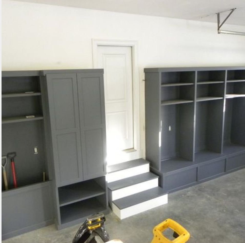 Шкаф в гараж
