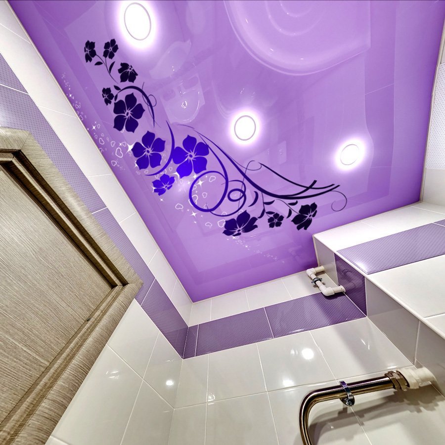 Фиолетовый потолок