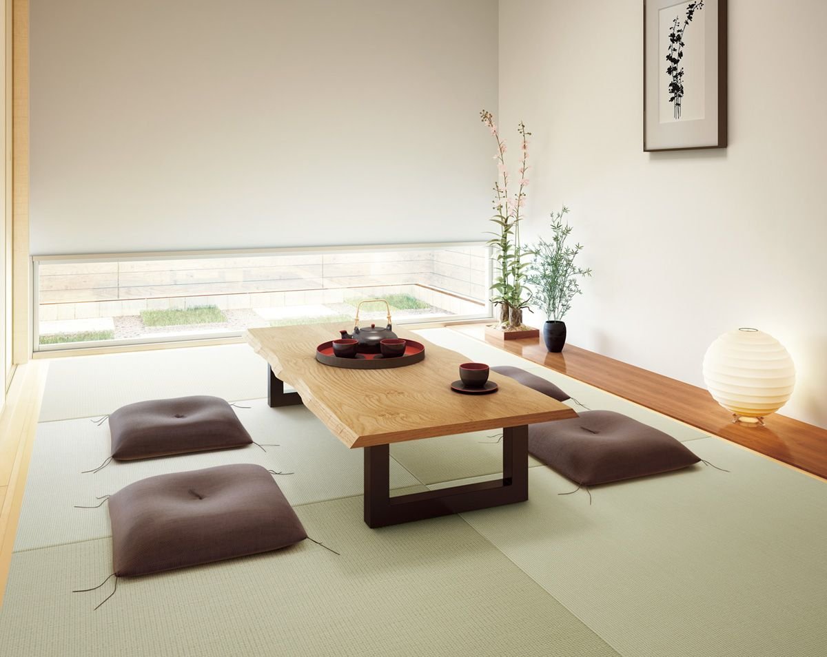 Японский низкий стол