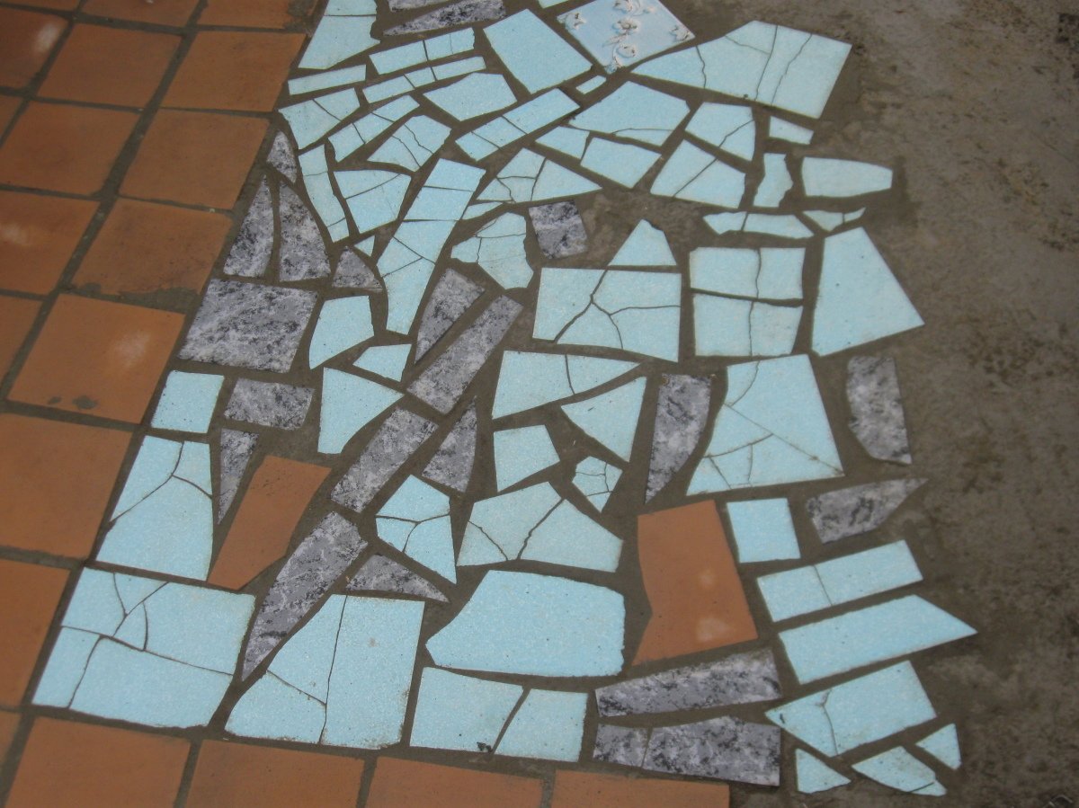 Мозаичный пол брекчия