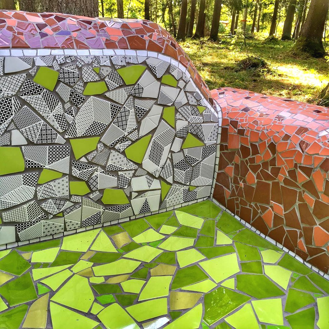 Битая плитка в интерьере