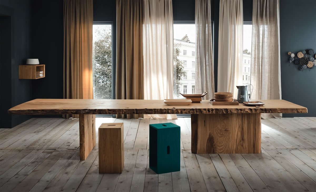 Обеденный стол в эко стиле