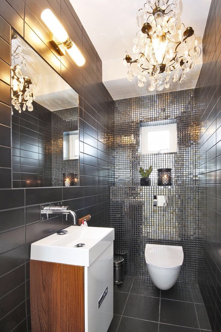 Люстра в маленький туалет