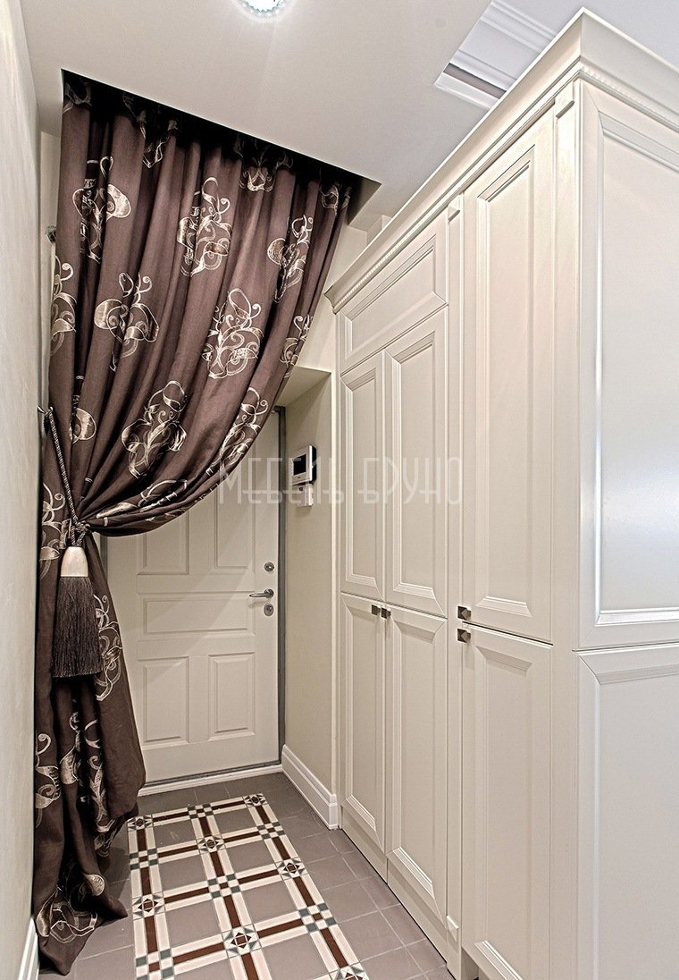 Шторы в коридор