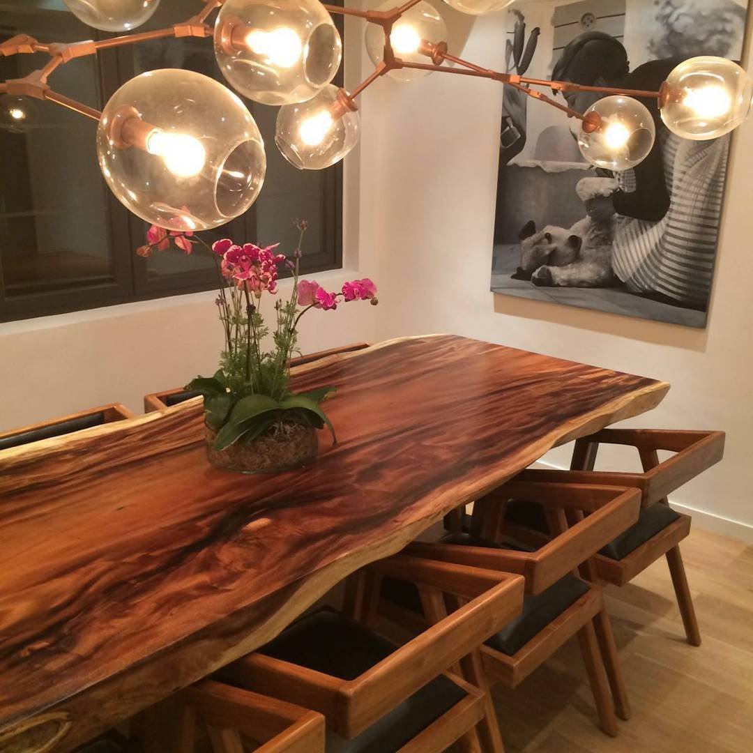 Стол из слэба суара