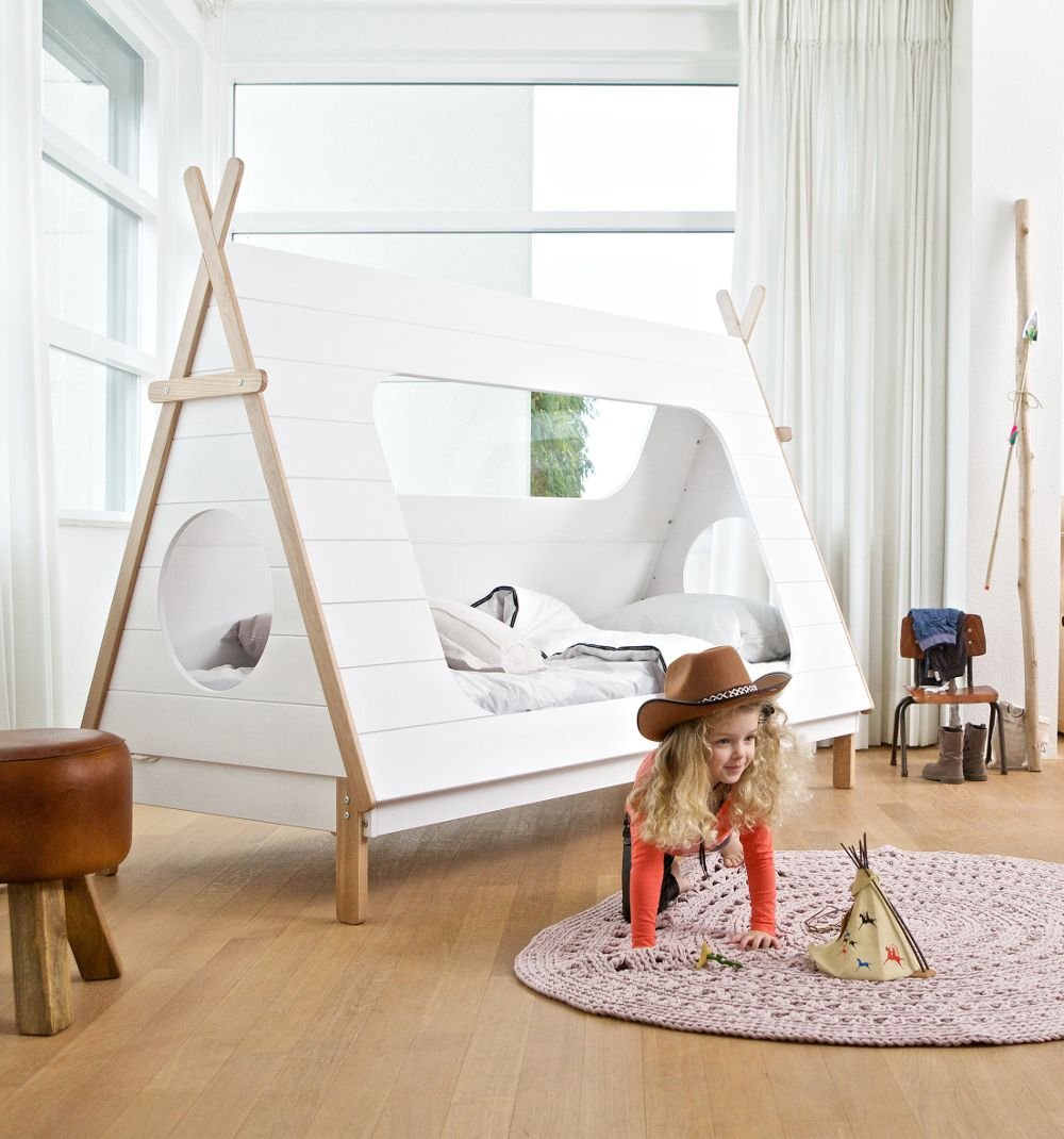 Кровать шалаш