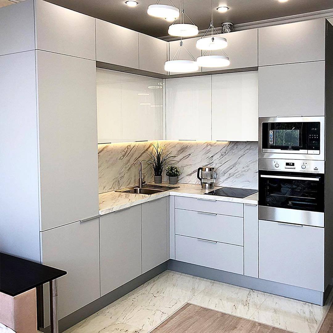 Угловая кухня белый глянец