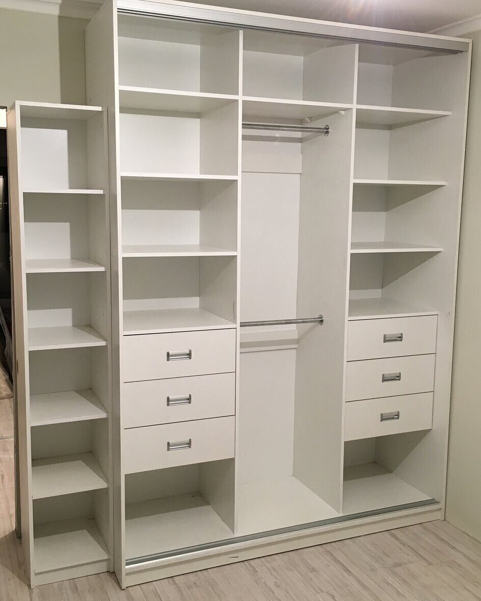 Шкаф купе внутри