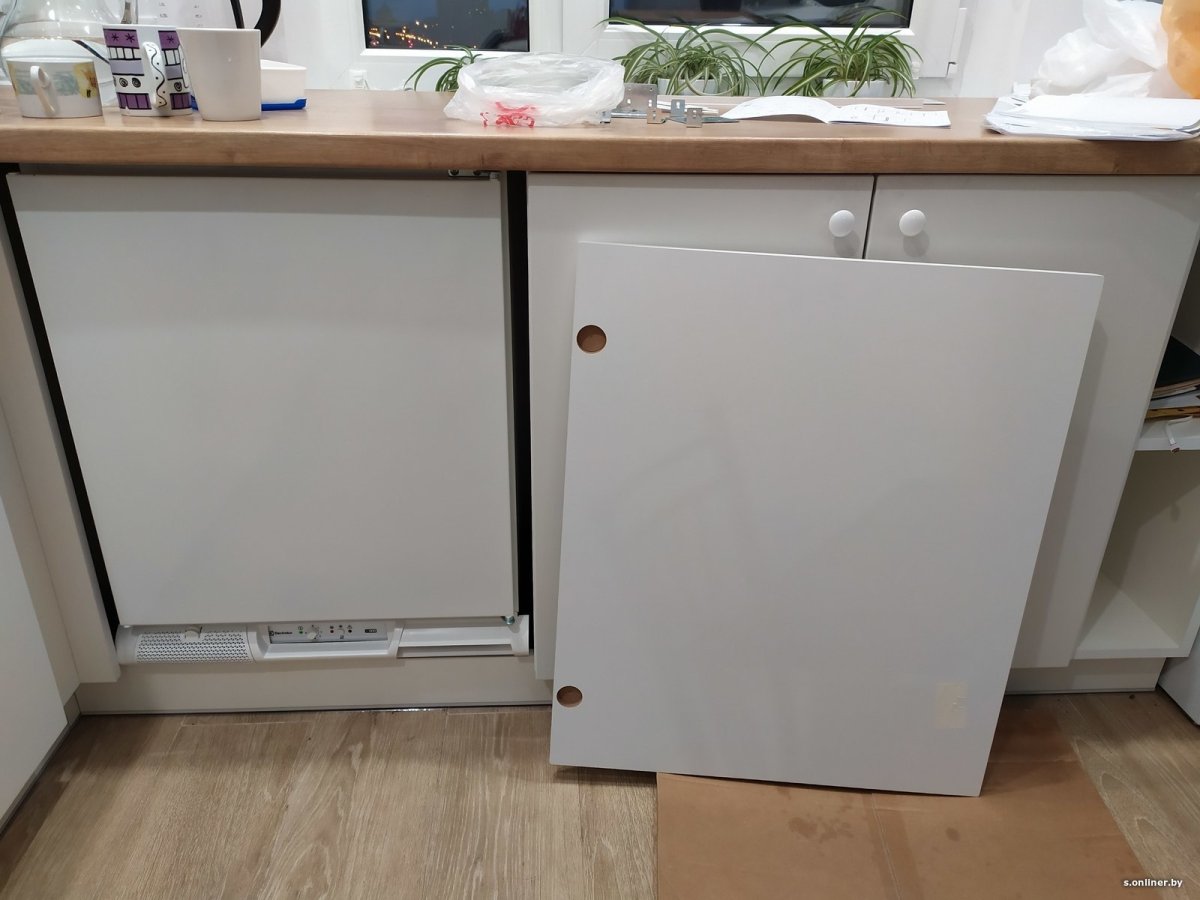 Встраиваемая морозильная камера под столешницу Атлант-01