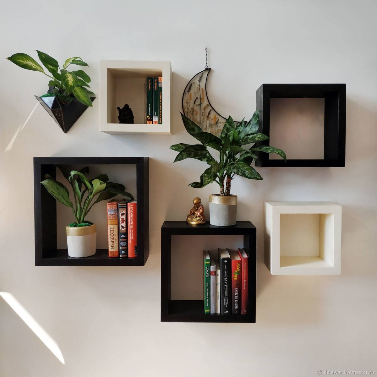 Квадратные полки