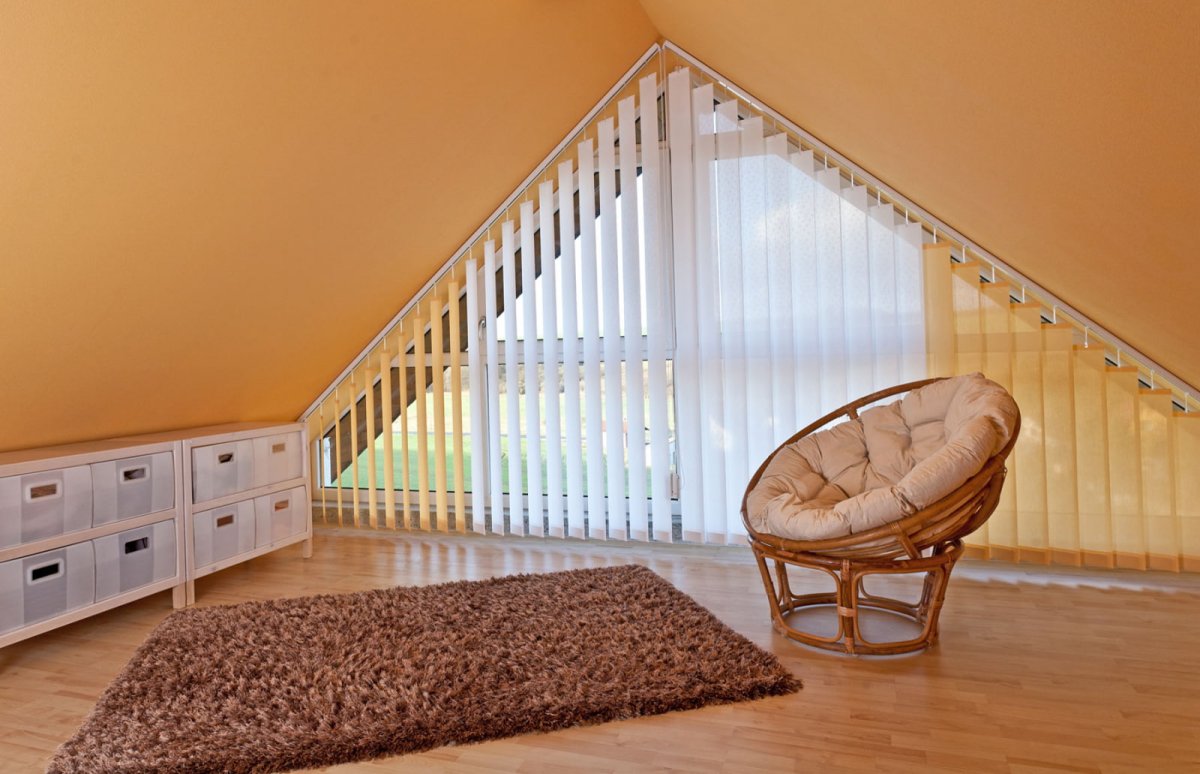 Шторы на треугольные окна