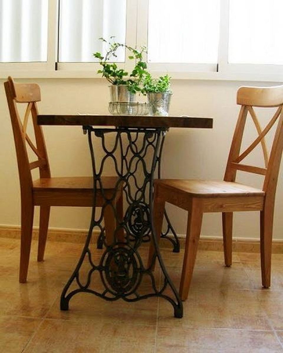 Стол станина Зингер