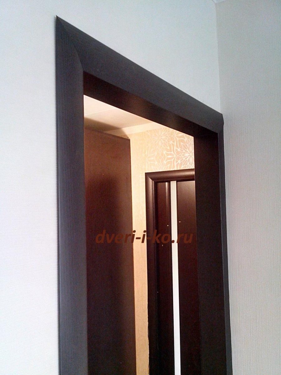 Отделка дверного проема доборами