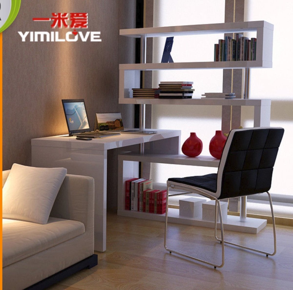 Компьютерный стол в гостиной